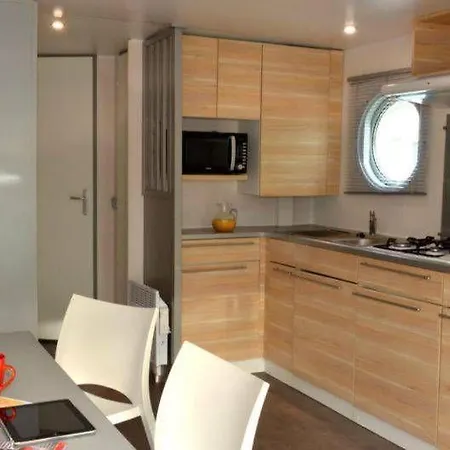 Camping Le Clos Des Pins