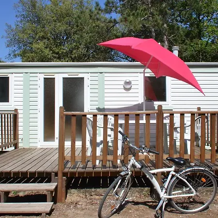 Le Clos Des Pins Campsite